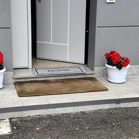 Grigio Perla Panigale, Villetta Con Giardino E Parcheggio Privato Fino A Tre Posti Auto - Un Oasi Di Tranqullita Boloňa Exteriér fotografie