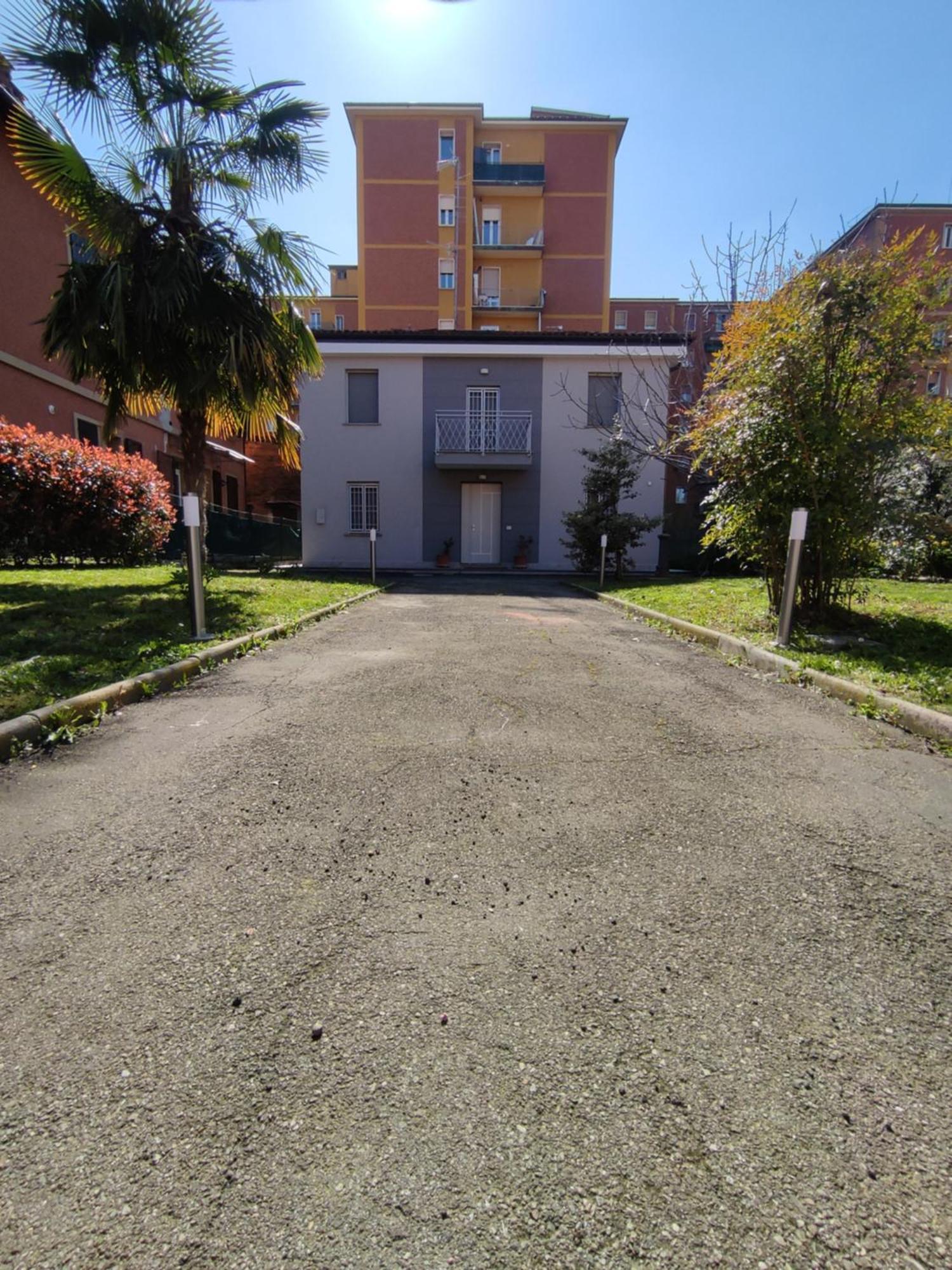 Grigio Perla Panigale, Villetta Con Giardino E Parcheggio Privato Fino A Tre Posti Auto - Un Oasi Di Tranqullita Boloňa Exteriér fotografie